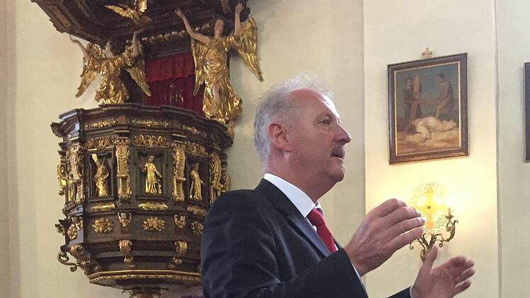 Die Trachtenkapelle Hilders begeisterte bei einem Konzert auf dem Kreuzberg. Foto: Regina Rinke