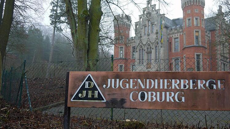 Ansichten vom Schloss von Ulrike Nauer.