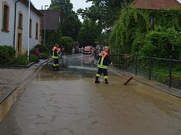 Relativ glimpflich kam Peulendorf am vergangenen Sonntag davon, als eine Schlammwelle durch das Dorf rauschte.Foto: Manuel Sterzer