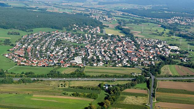 Eine beliebte, stadtnahe Wohngemeinde im Landkreis Bamberg ist Gundelsheim.Foto: Ronald Rinklef