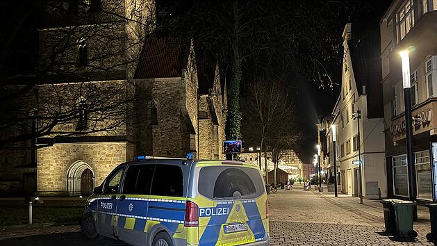 16-J&auml;hriger nahe Weihnachtsmarkt niedergestochen