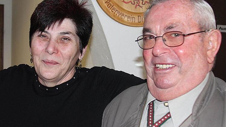 Aus Vorstand ausgeschieden: Brigitte Haas dankte Ägid Troll.