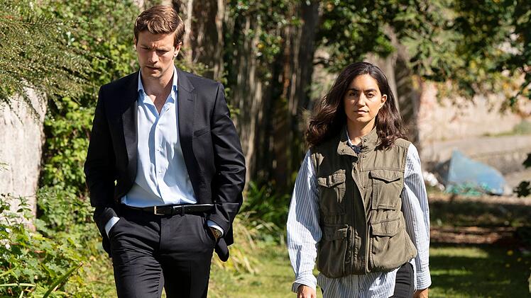 Das neue Ermittlerduo (Leo Suter, Sofia Barclay) hat jede Menge Gegens&auml;tze zu &uuml;berwinden, nicht nur aufgrund ihrer kontr&auml;ren sozialen Herkunft.