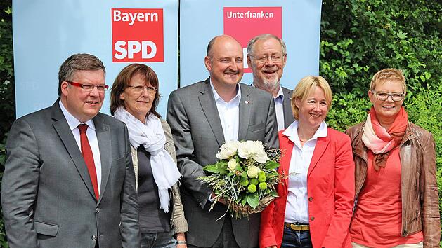 Martina Fehlner (zweite von rechts) ist Direktkandidatin der SPD im Stimmkreis Aschaffenburg-West. Foto: Dieter Britz