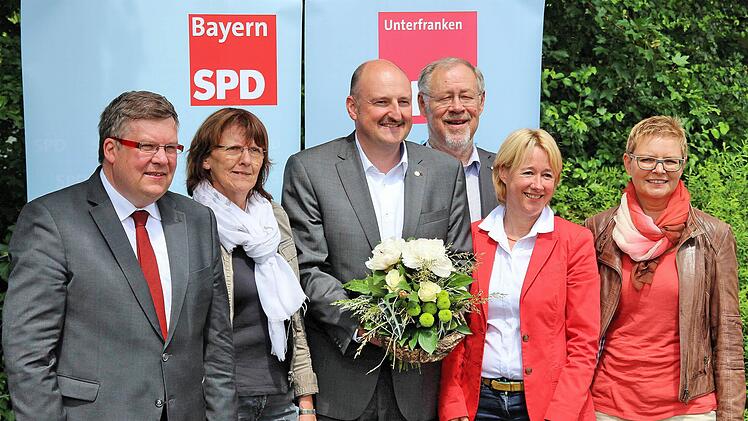 Martina Fehlner (zweite von rechts) ist Direktkandidatin der SPD im Stimmkreis Aschaffenburg-West. Foto: Dieter Britz