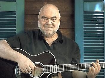 Wolfgang Buck singt im E.T.A.-Hoffmann-Theater. Foto: privat