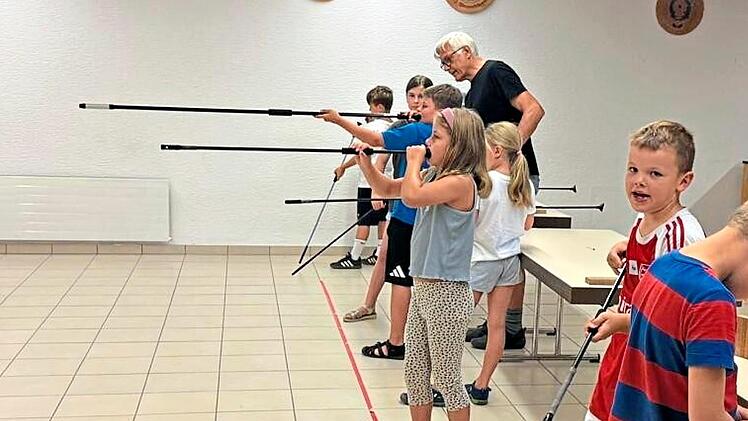 Ferienprogramm Blasrohr im Sch&uuml;tzenheim