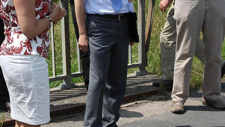Die Landrätin appellierte immer wieder an die Kreisräte: "Wir brauchen ein größeres Budget!" Zum Beispiel für die Sanierung der Brücke in Hohnsberg.