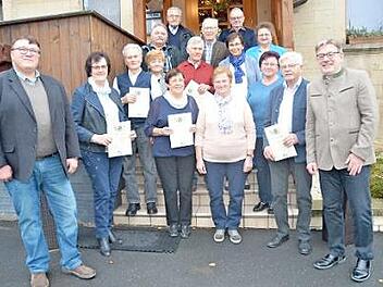 Ehrungen beim VlF in Glosberg. Mit im Bild der Vorsitzende des VlF Kreisverbandes Kronach, Gerd Zehnter (links) und der Geschäftsführer Guido Winter (rechts) Foto: K.- H. Hofmann