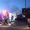 In Ansbach brante es am Samstag in einer Reifenwerkstatt. Foto: NEWS5 / Haag