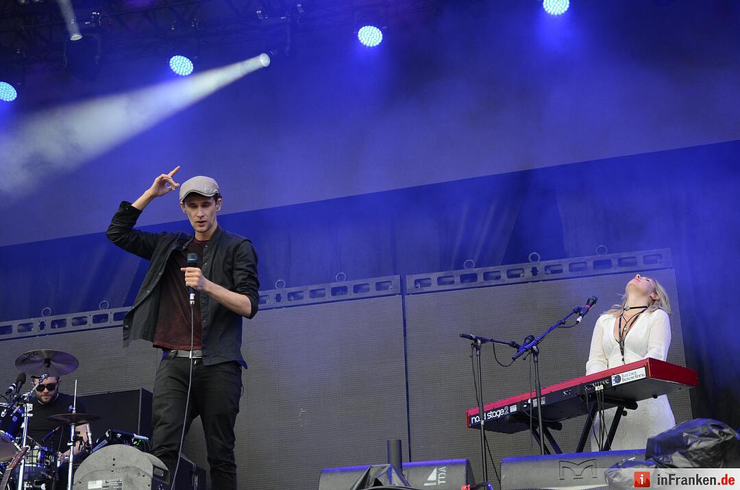 Rock im Park 2016 - Walking On Cars