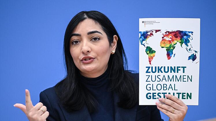 Pressekonferenz Reformplan "Zukunft zusammen global gestalten"
