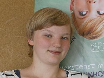Christina Hein weiß manchmal nicht mehr, wo ihr der Kopf steht. "Wenn ich am Dienstag um fünf von der Schule nach Hause komme, bin ich gar kein Mensch mehr", sagt sie offen und weiß, dass unter der schlechten Laune dann auch ihre Familie leidet. Foto: Christiane Lehmann