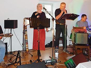 Für Furore sorgte die Jazzband "Seven of nine" aus Karlsbad. Foto: Horst Wunner