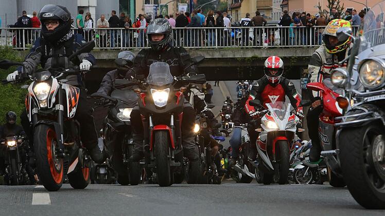 Ein Höhepunkt des Bikertreffens ist die Sternfahrt zum Brauereigelände. Foto: Archiv/Barbara Herbst