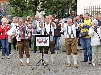 Auch "Die Gschrubbdn" sorgten in Kemmern für gute Laune. Foto: Johannes Michel