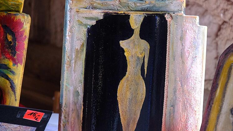 Weiterleben in höherer Form durfte ein Dachziegel von Marthy Steller-Vrolyk, der als Malgrundlage für ein Vexierbild diente.