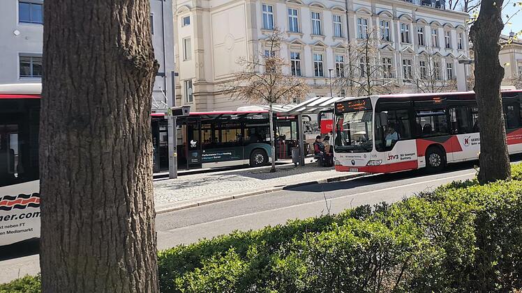 ZOB Bamberg, Busse am Zentralen Busbahnhof in der Bamberger Innenstadt, Bus, Stadtbus