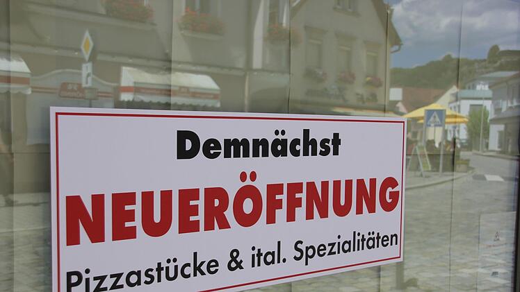 Dort in der Spitalstraße, wo bis vor Kurzem noch das "Esszimmer" war, zieht ab September der italienische Imbiss "La qualita"  ein.   Foto: Andreas Schmitt