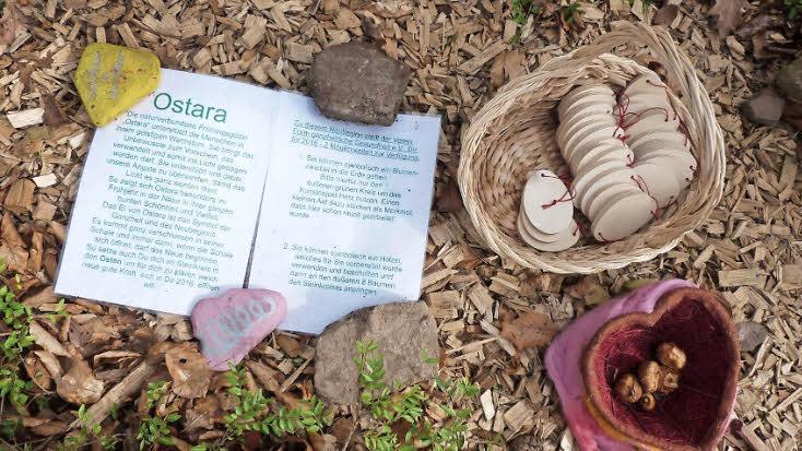 Die Ostara-Steine konnten von den Besuchern mitgenommen werden.