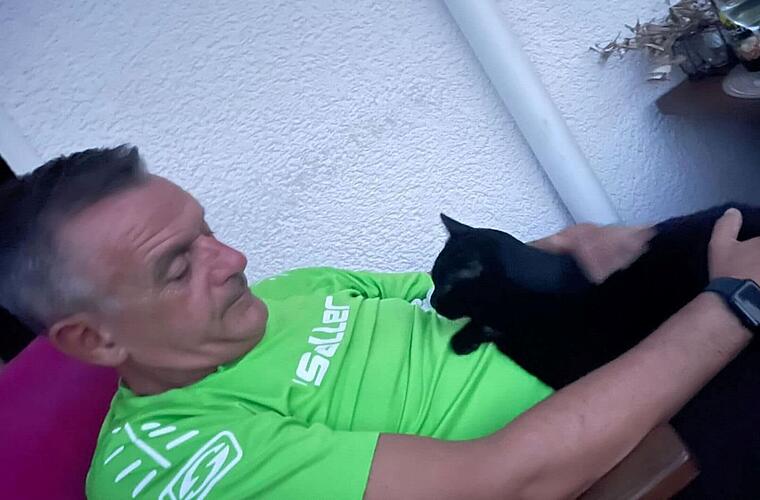 Wöchentliche Fahrt nach Erlangen: Hesse erklärt unermüdliche Kater-Suche