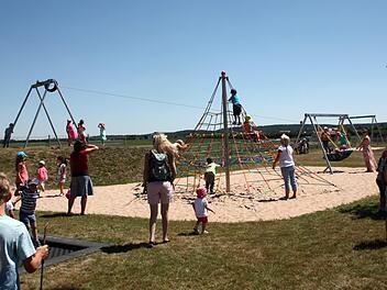 Die Abrechnung des Spielplatzbaus steht in der Kritik der Rechnungsprüfer.   Foto: Richard Sänger