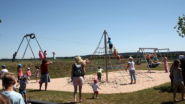 Die Abrechnung des Spielplatzbaus steht in der Kritik der Rechnungsprüfer.   Foto: Richard Sänger
