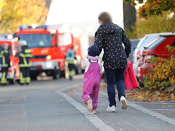 Feuerwehreinsatz in Seukendorfer Kinderkarten - Mitarbeiter bemerken Gasgeruch