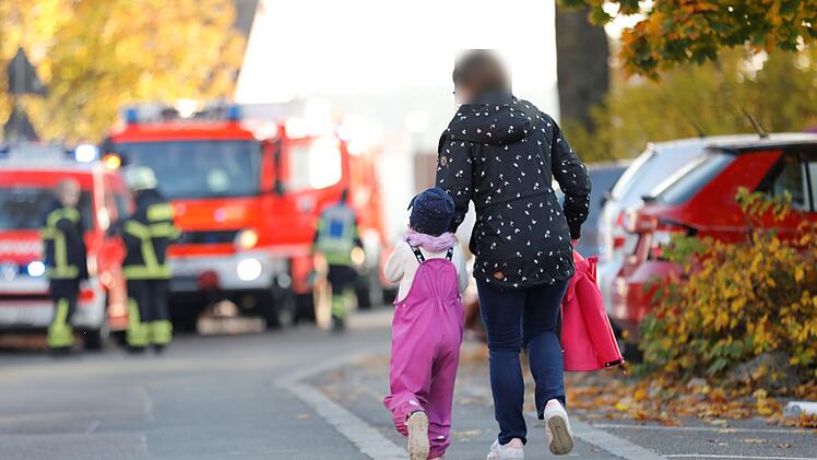 Feuerwehreinsatz in Seukendorfer Kinderkarten - Mitarbeiter bemerken Gasgeruch
