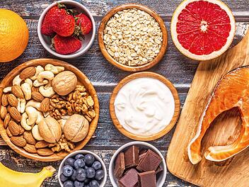 Die Ernährung ist ein wichtiger Baustein im Kampf gegen winterliche Erkrankungen. Foto: tbralnina, adobe stock