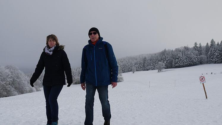 Ulrike und Thomas Schießer waren zu Fuß auf den Hängen unterwegs.