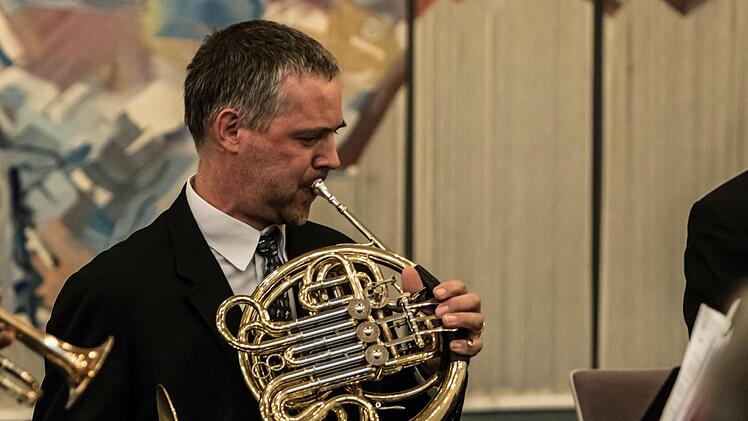 Das Philharmonische Blechbläserquintett des Landestheaters beeindruckte bei seinem Gastspiel im Landratsamt Coburg.Foto: Jochen Berger