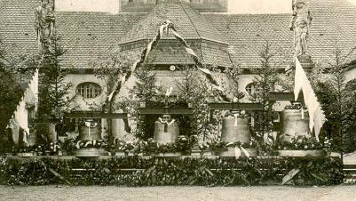 Die Glockenweihe vor St. Stephanus      Foto: Willi Willert