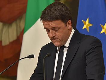 Matteo Renzi, Italiens Ministerpräsident, sagt, die einzige, die Putin auf Augenhöhe begegnen könne, sei Angela Merkel.