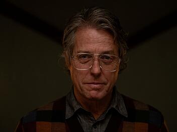 Hugh Grant in ungewohnt düsterer Rolle: In "Heretic" spielt der einstige Sonnyboy einen Psychopathen.
