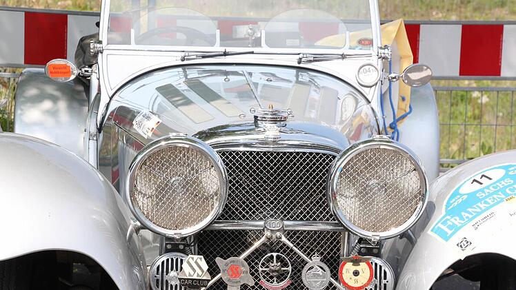 Perfektion anno 1937: Jaguar SS mit 122 PS.