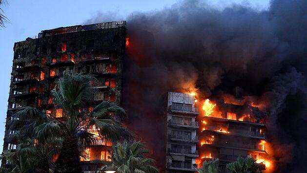 Gro&szlig;brand in Valencia