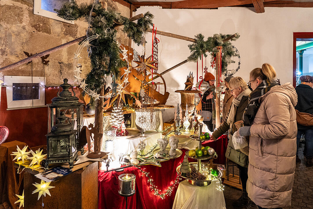 Der wunderschöne Weihnachtsmarkt ist ein Erlebnis für die ganze Familie!