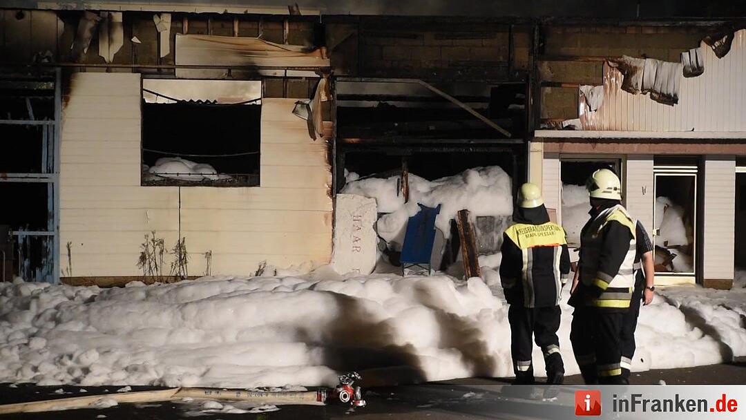 Katastrophenfall nach Wohnhausbrand ausgerufen - 20 Verletzte
