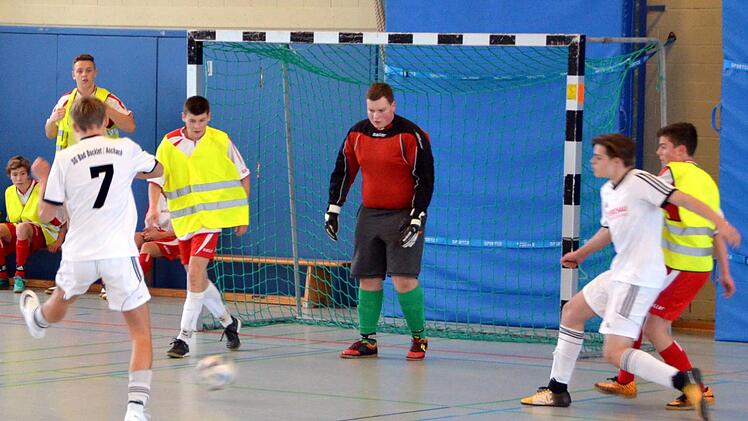 Spielszene aus der Partie Bad Bocklet gegen Untererthal. Foto: Peter Rauch