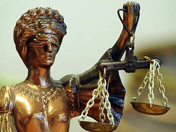 Noch vier weitere Verhandlungstage wird sich das Gericht mit dem Schrecken der Nachbarschaft befassen. Foto: Britta Pedersen