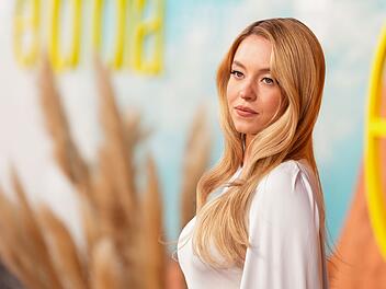 Sydney Sweeney Sydney Sweeney zählt zu den größten Shootingstars in Hollywood.