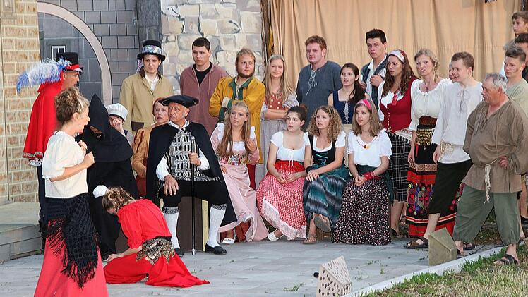 "Der Glöckner von Notre Dame" wurde im Schrimpf'schen Schloss aufgeführt. Foto: Dieter Britz