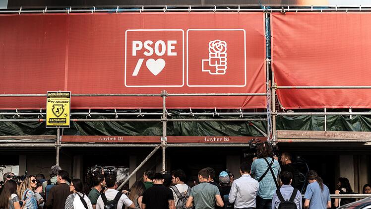 Polizeieinsatz bei Sanchez-Partei in Madrid