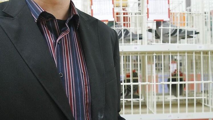 Martin Eichholz ist stolz auf "2629-09-819 W", alias Susi, die für ihn schon einige flotte Flüge hingelegt hat.