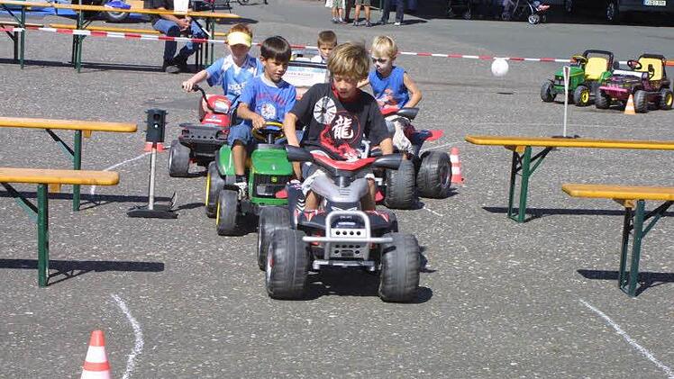 Impressionen aus 25 Jahren Family-Fun-Festival. Foto: Archiv