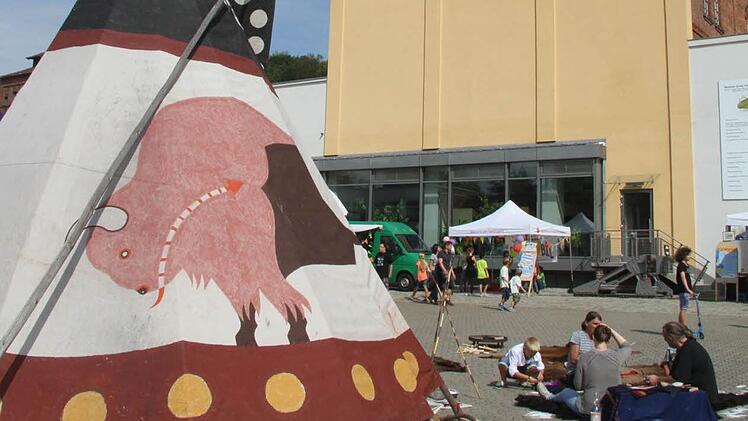 Auch Indianer kamen zum Juibiläumsfestival. Foto: Sonja Adam