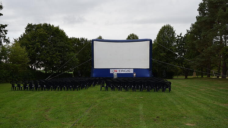 Eckental: N-Ergie lädt zu Open-Air-Kino am Grillplatz ein - Nicht nur Film und Essen geboten