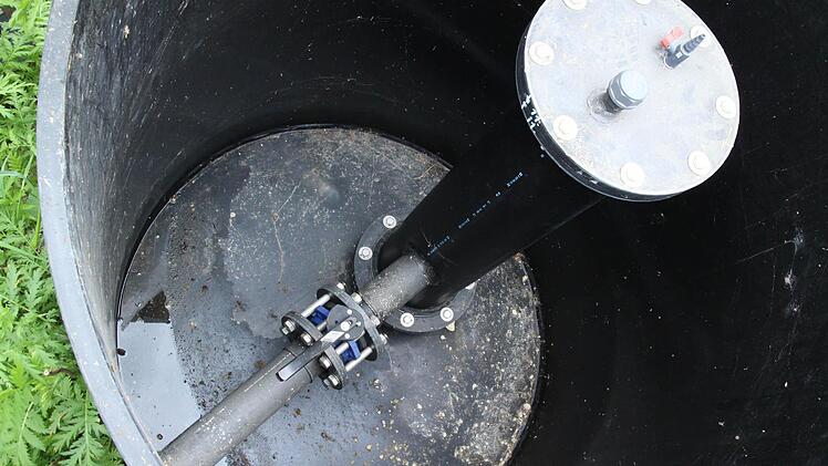 In diesem Schacht wird Gas aus dem Müllberg abgesaugt.