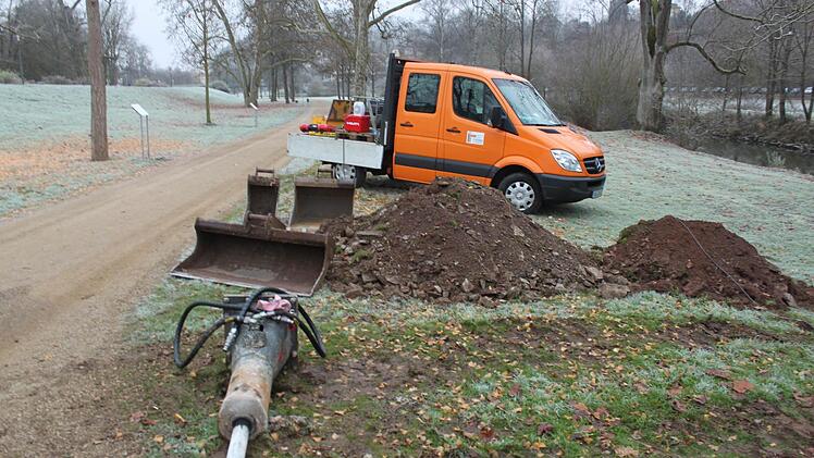 Mit diesem Stemmhammer werden die Betonteile zerkleinert. Foto: Mäuser